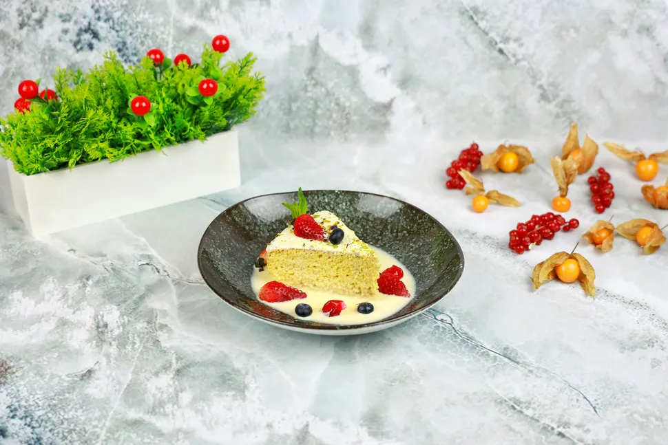 Saffron Milk Cake / کیک شیری زعفران