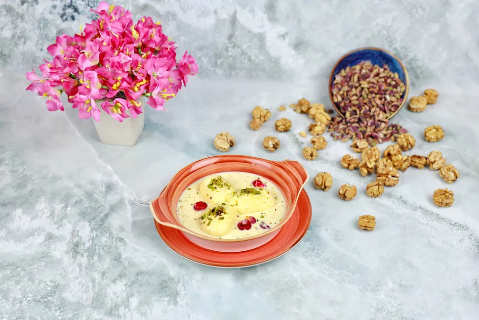 Rasmalai / رس ملایی